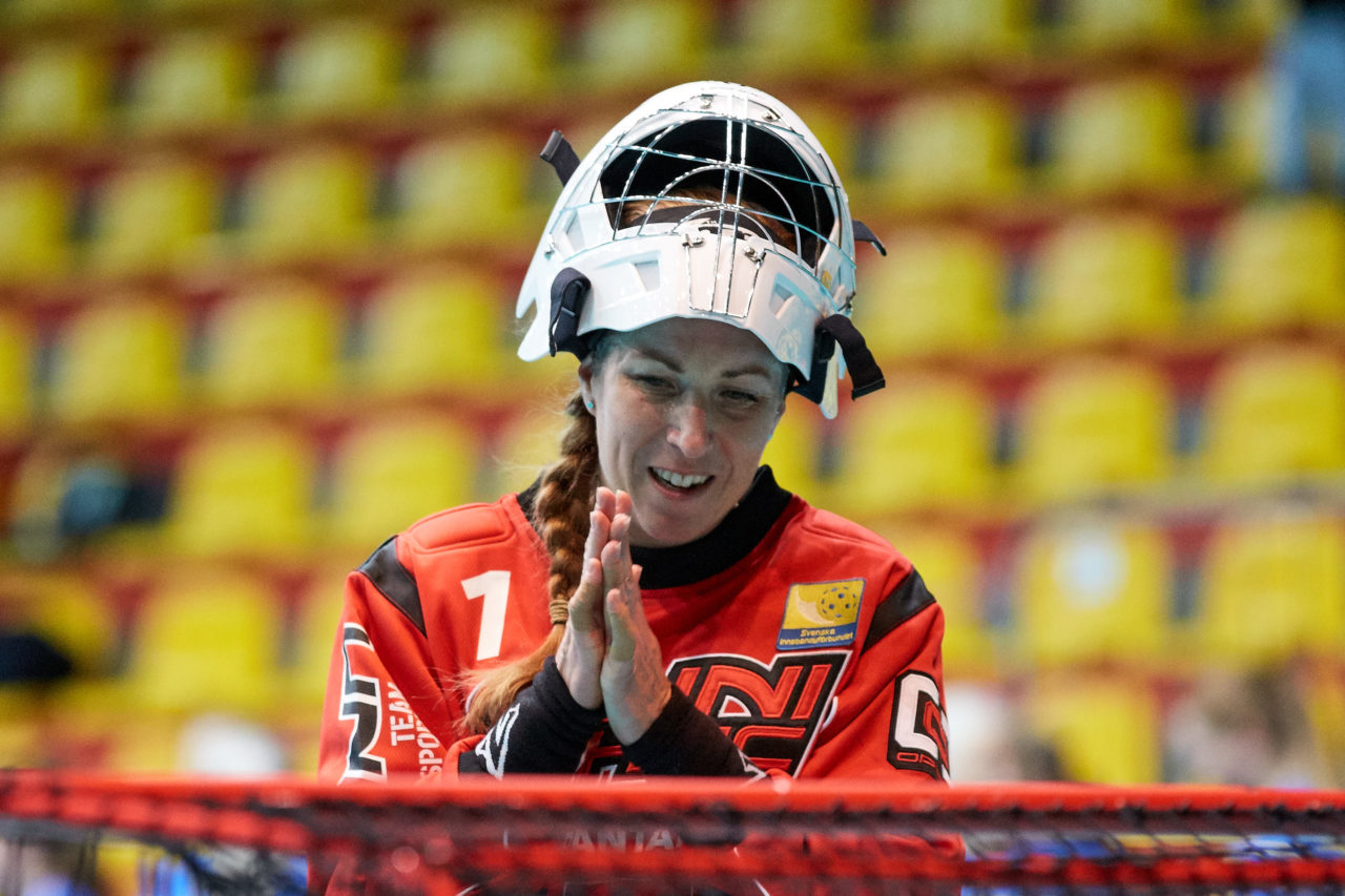 Women's World Floorball Championships 2017 
Stadion Ondreja Nepelu and Hant Arena Bratislava, Slovakia 
1rd - 9th December 2017 
Event website: www.iffwfc.org 
Photos: Michael Peter