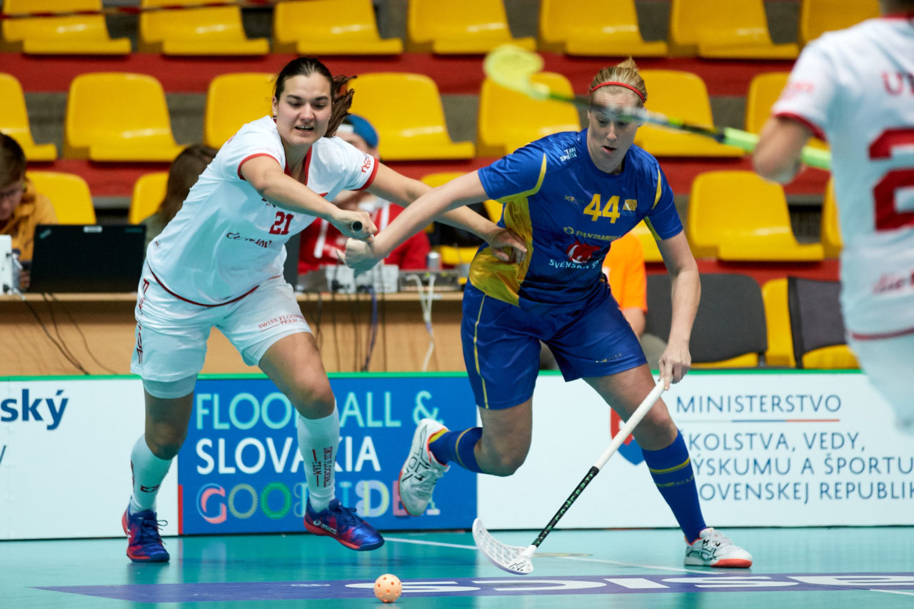 Women's World Floorball Championships 2017 
Stadion Ondreja Nepelu and Hant Arena Bratislava, Slovakia 
1rd - 9th December 2017 
Event website: www.iffwfc.org 
Photos: Michael Peter