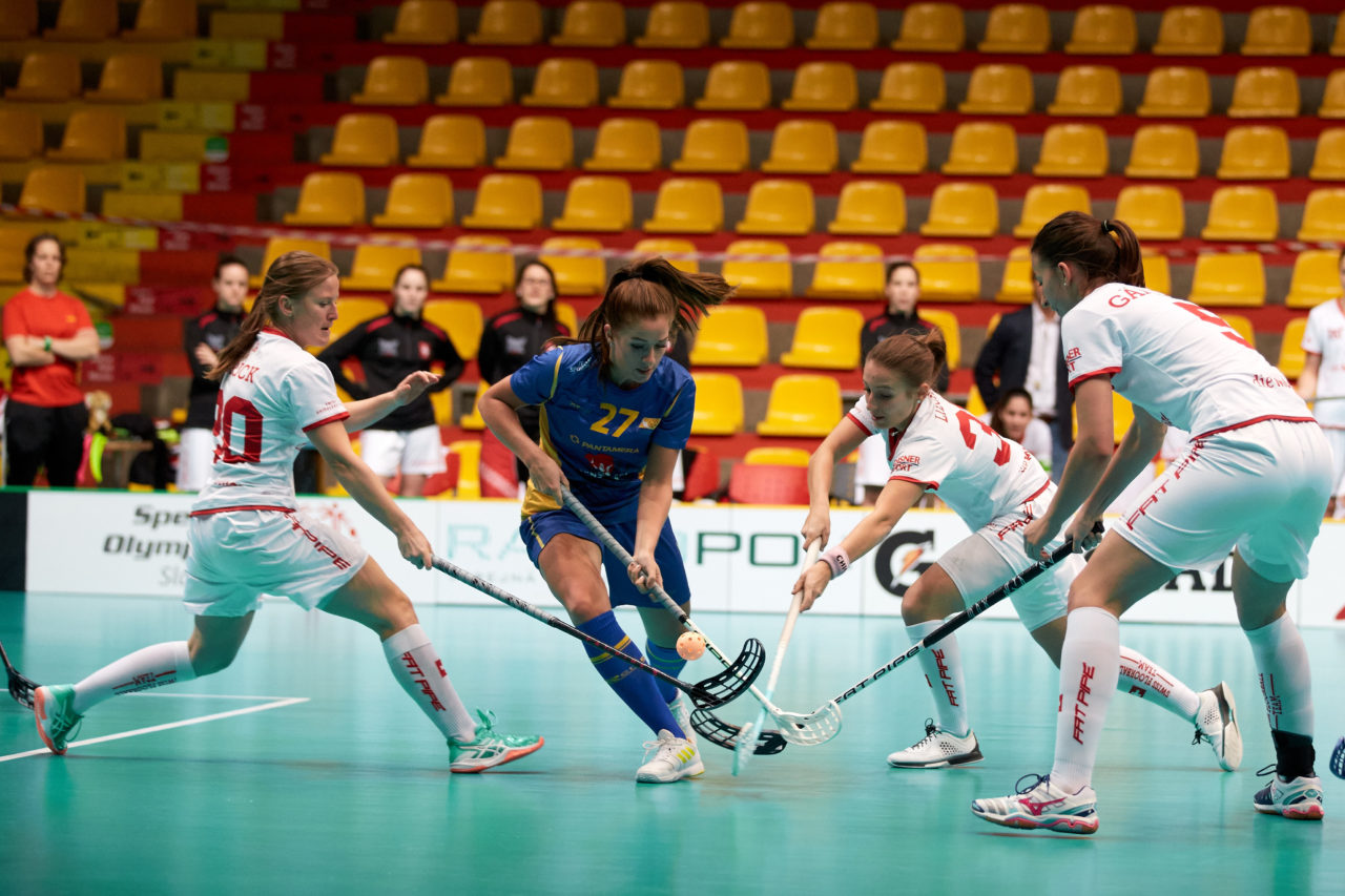Women's World Floorball Championships 2017 
Stadion Ondreja Nepelu and Hant Arena Bratislava, Slovakia 
1rd - 9th December 2017 
Event website: www.iffwfc.org 
Photos: Michael Peter