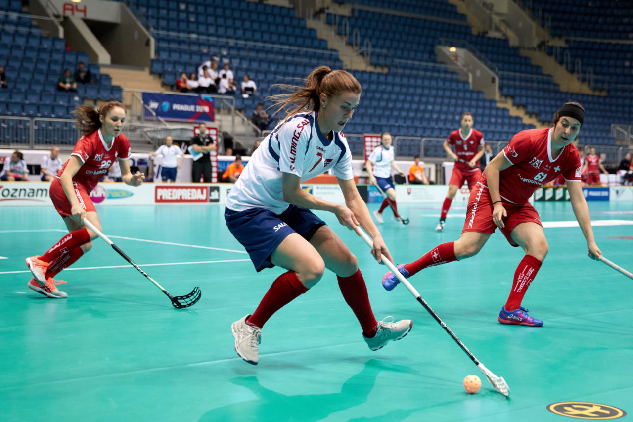 Women's World Floorball Championships 2017 
Stadion Ondreja Nepelu and Hant Arena Bratislava, Slovakia 
1rd - 9th December 2017 
Event website: www.iffwfc.org 
Photos: Michael Peter