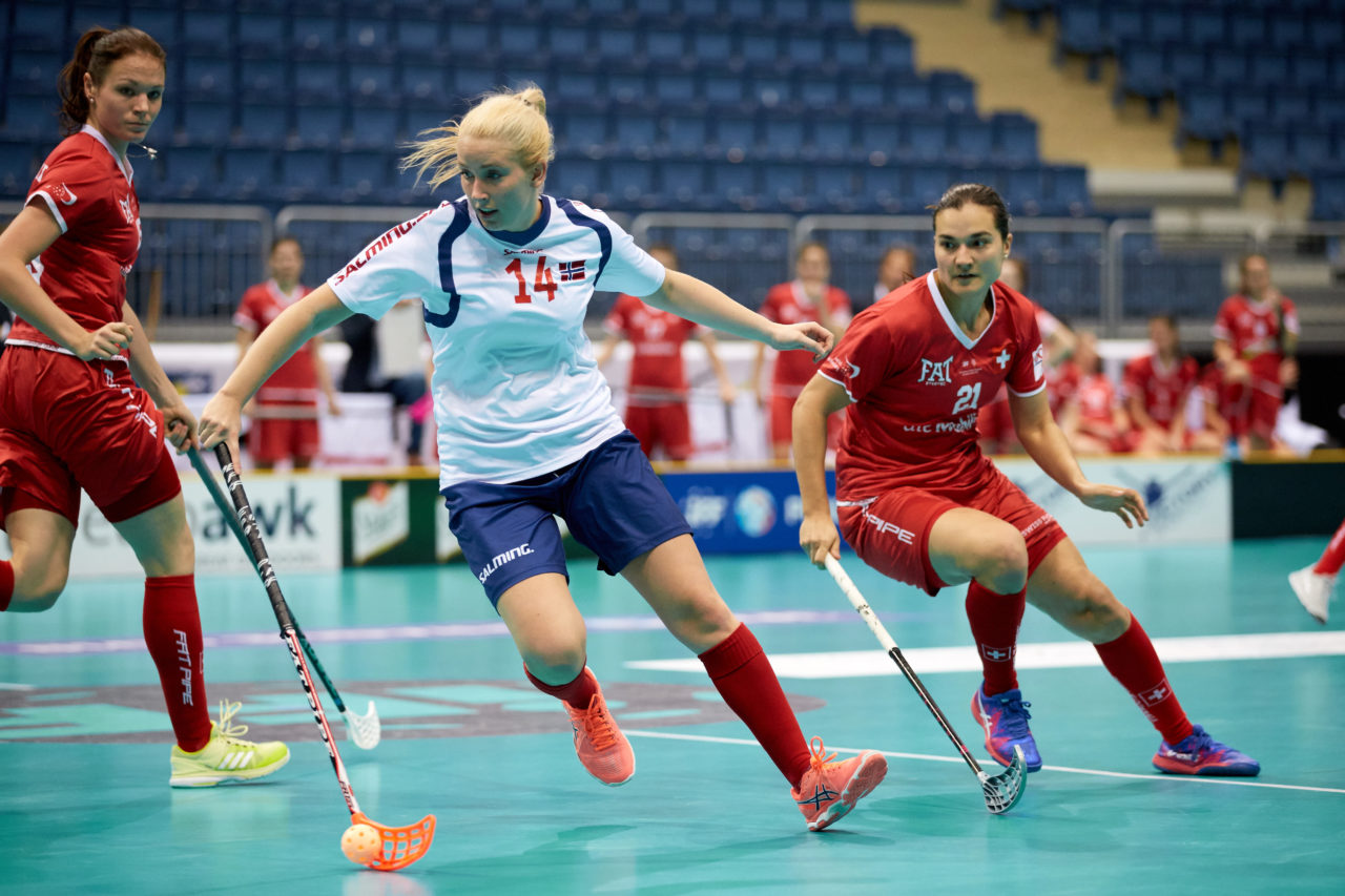 Women's World Floorball Championships 2017 
Stadion Ondreja Nepelu and Hant Arena Bratislava, Slovakia 
1rd - 9th December 2017 
Event website: www.iffwfc.org 
Photos: Michael Peter