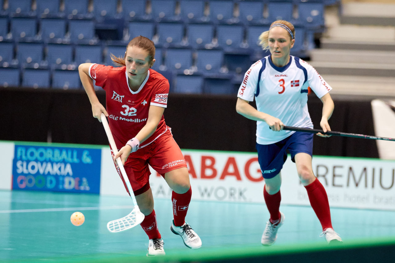 Women's World Floorball Championships 2017 
Stadion Ondreja Nepelu and Hant Arena Bratislava, Slovakia 
1rd - 9th December 2017 
Event website: www.iffwfc.org 
Photos: Michael Peter