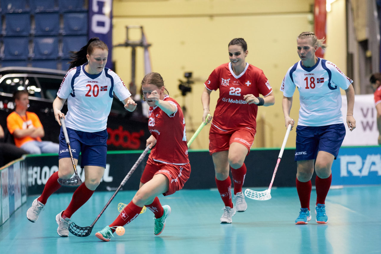 Women's World Floorball Championships 2017 
Stadion Ondreja Nepelu and Hant Arena Bratislava, Slovakia 
1rd - 9th December 2017 
Event website: www.iffwfc.org 
Photos: Michael Peter