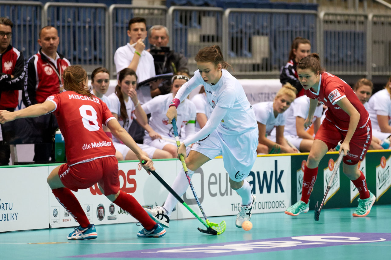 Women's World Floorball Championships 2017 
Stadion Ondreja Nepelu and Hant Arena Bratislava, Slovakia 
1rd - 9th December 2017 
Event website: www.iffwfc.org 
Photos: Michael Peter