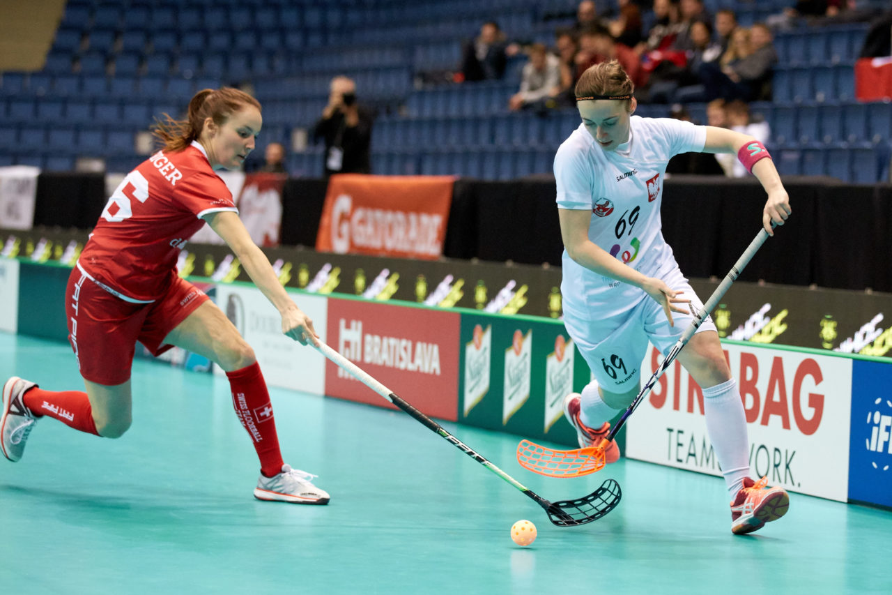 Women's World Floorball Championships 2017 
Stadion Ondreja Nepelu and Hant Arena Bratislava, Slovakia 
1rd - 9th December 2017 
Event website: www.iffwfc.org 
Photos: Michael Peter