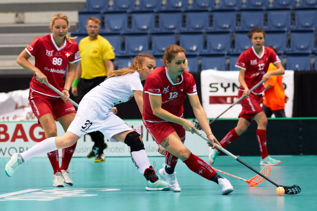 Women's World Floorball Championships 2017 
Stadion Ondreja Nepelu and Hant Arena Bratislava, Slovakia 
1rd - 9th December 2017 
Event website: www.iffwfc.org 
Photos: Michael Peter