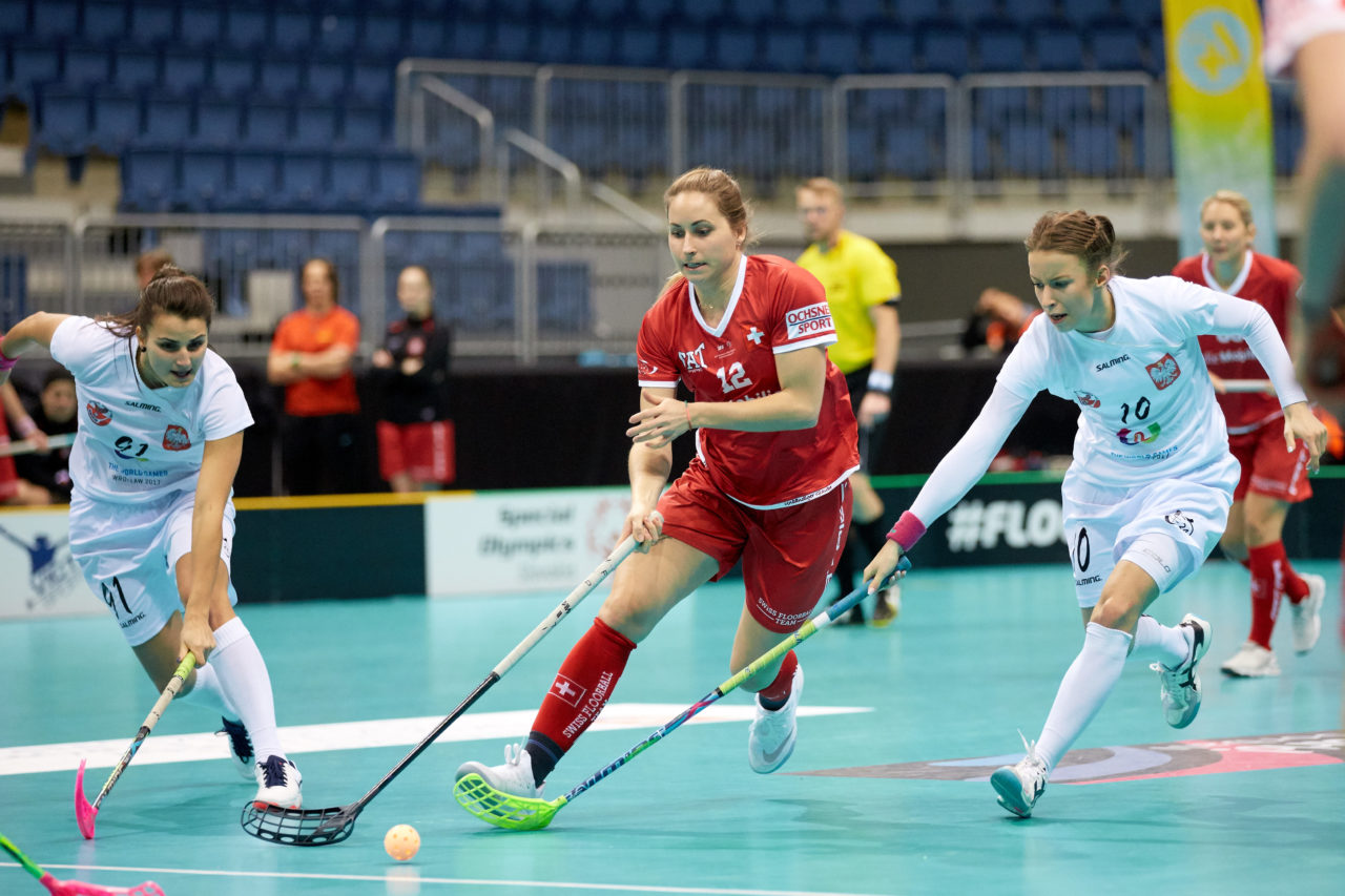 Women's World Floorball Championships 2017 
Stadion Ondreja Nepelu and Hant Arena Bratislava, Slovakia 
1rd - 9th December 2017 
Event website: www.iffwfc.org 
Photos: Michael Peter