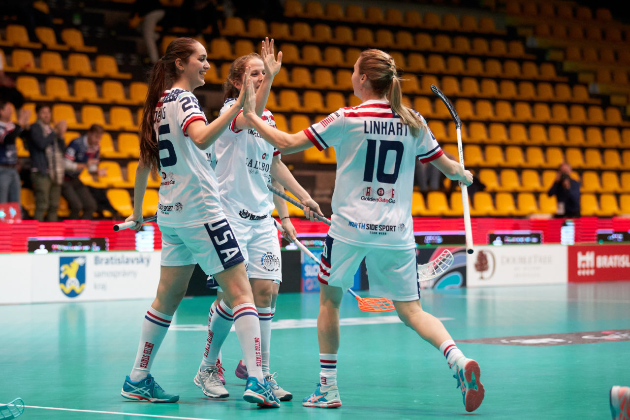 Women's World Floorball Championships 2017 
Stadion Ondreja Nepelu and Hant Arena Bratislava, Slovakia 
1rd - 9th December 2017 
Event website: www.iffwfc.org 
Photos: Michael Peter