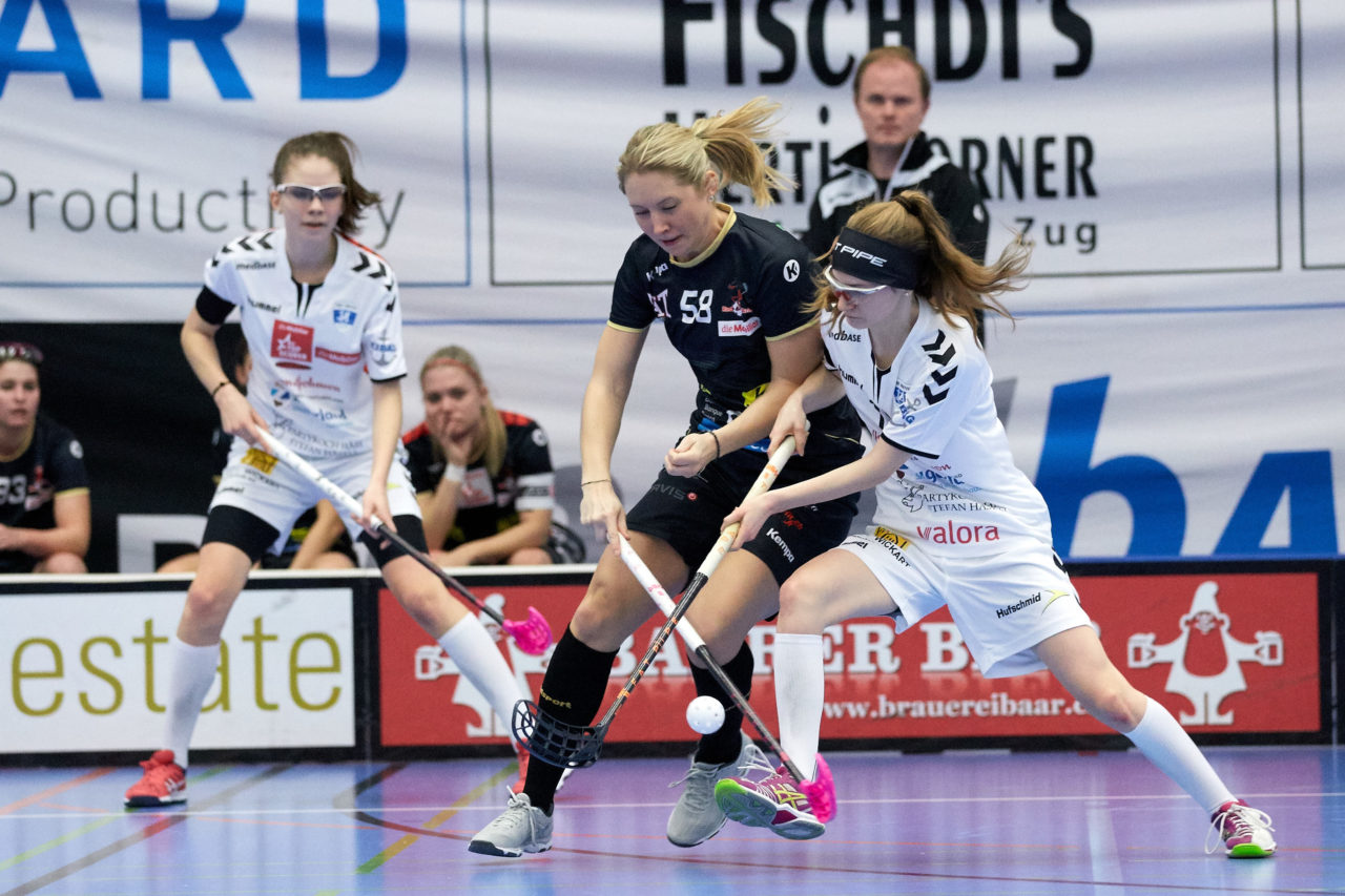 Zug United Damen NLA
Zug United - Red Ants Rychenberg Winterthur 
Resultat 1 : 11 am 20. Januar 2018 in der Sporthalle  Schönenbühl in Unterägeri 
Bild: Michael Peter