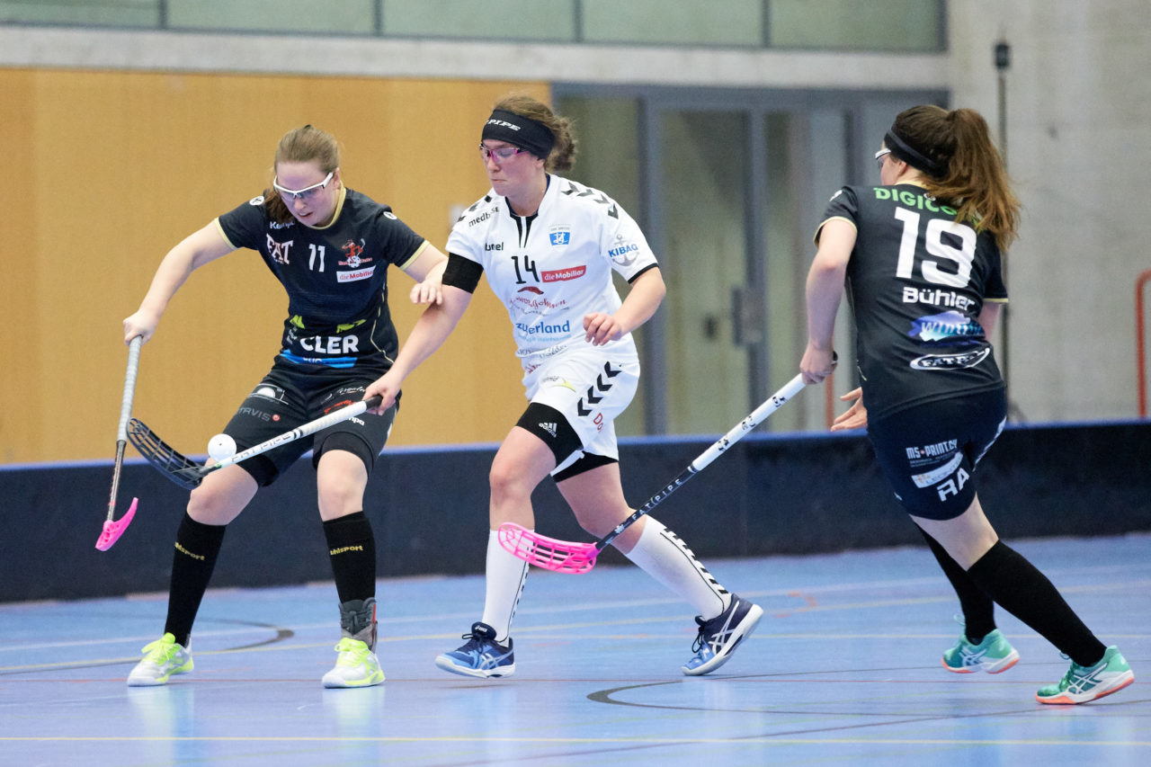 Zug United Damen NLA
Zug United - Red Ants Rychenberg Winterthur 
Resultat 1 : 11 am 20. Januar 2018 in der Sporthalle  Schönenbühl in Unterägeri 
Bild: Michael Peter