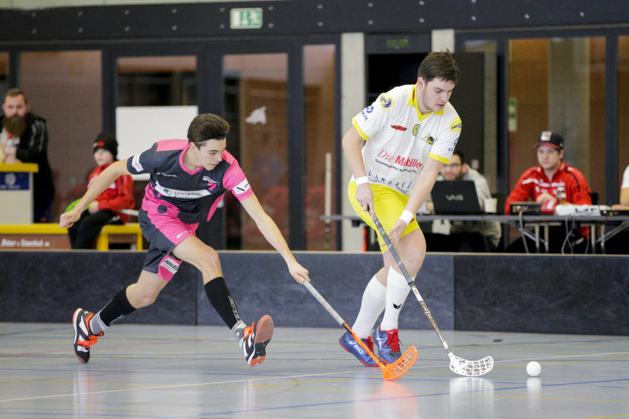 Floorball Thurgau U21 - Jona Uznach Flames U21
(16.1.2018, Paul Reinhart Halle, Weinfelden)
Photos: www.unihockey-fotos.ch Claudio Thoma