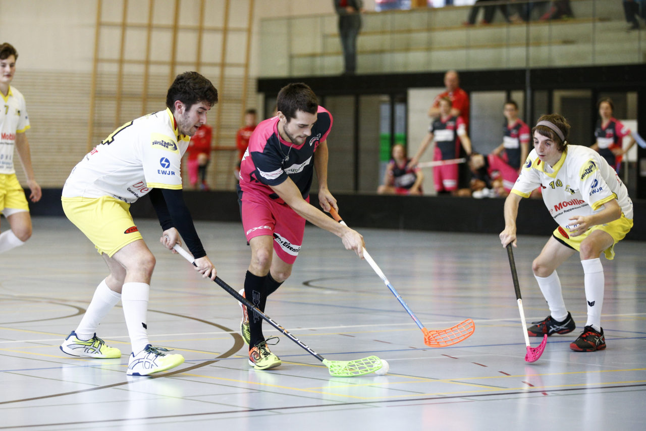 Floorball Thurgau U21 - Jona Uznach Flames U21
(16.1.2018, Paul Reinhart Halle, Weinfelden)
Photos: www.unihockey-fotos.ch Claudio Thoma