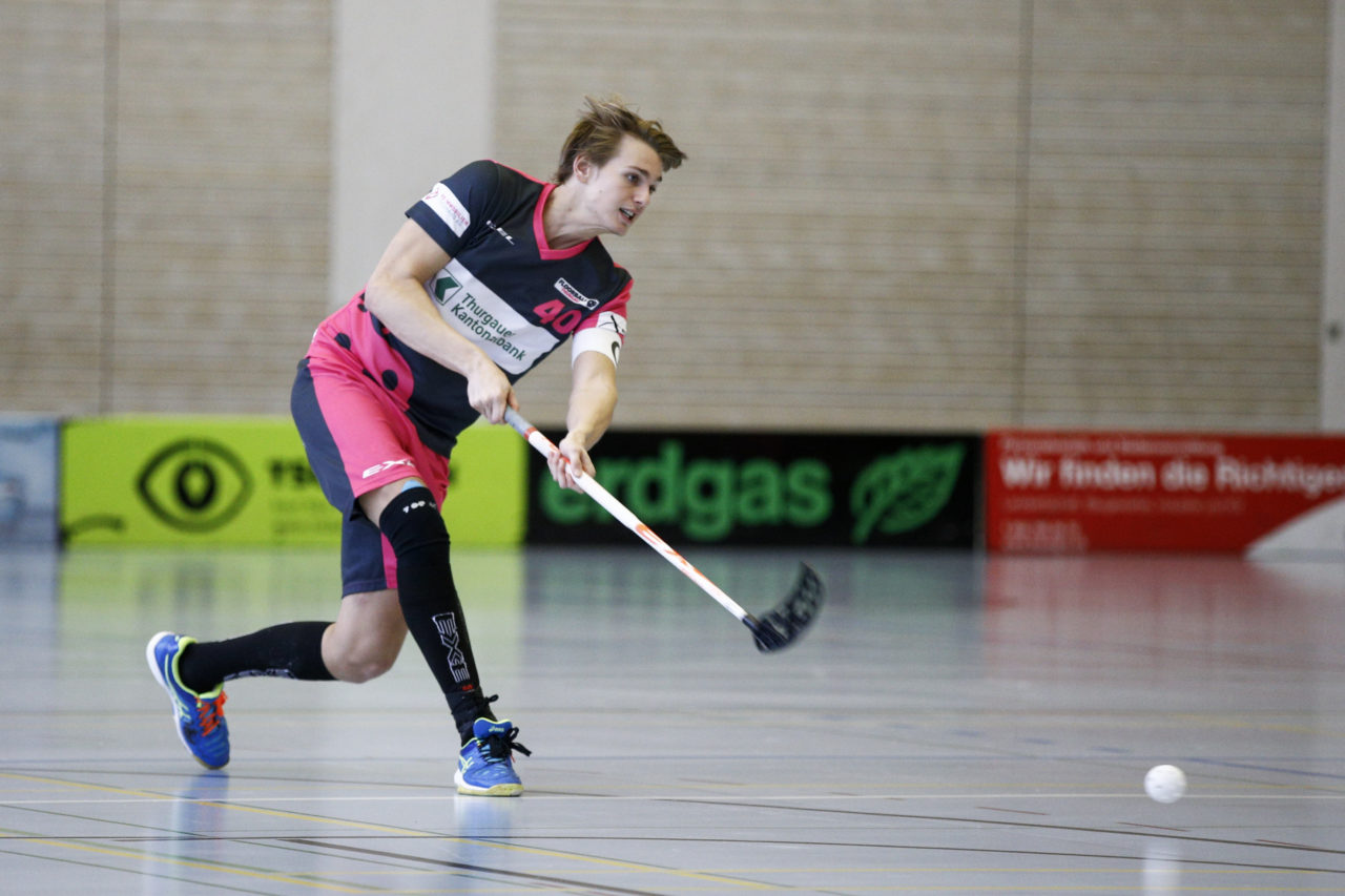 Floorball Thurgau U21 - Jona Uznach Flames U21
(16.1.2018, Paul Reinhart Halle, Weinfelden)
Photos: www.unihockey-fotos.ch Claudio Thoma