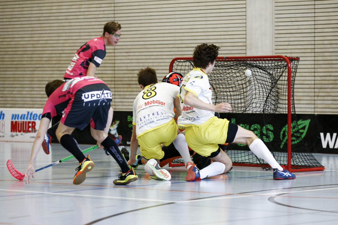Floorball Thurgau U21 - Jona Uznach Flames U21
(16.1.2018, Paul Reinhart Halle, Weinfelden)
Photos: www.unihockey-fotos.ch Claudio Thoma