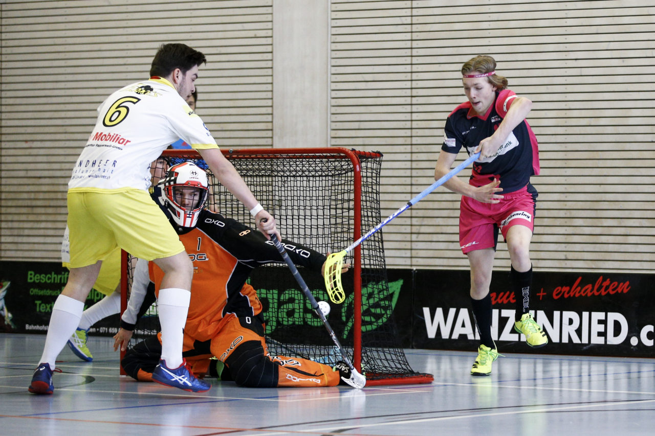 Floorball Thurgau U21 - Jona Uznach Flames U21
(16.1.2018, Paul Reinhart Halle, Weinfelden)
Photos: www.unihockey-fotos.ch Claudio Thoma