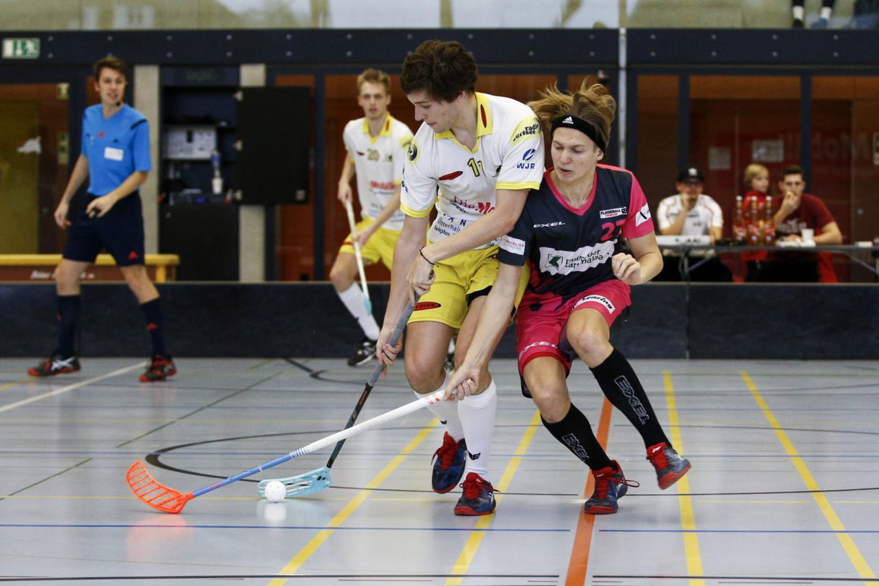 Floorball Thurgau U21 - Jona Uznach Flames U21
(16.1.2018, Paul Reinhart Halle, Weinfelden)
Photos: www.unihockey-fotos.ch Claudio Thoma