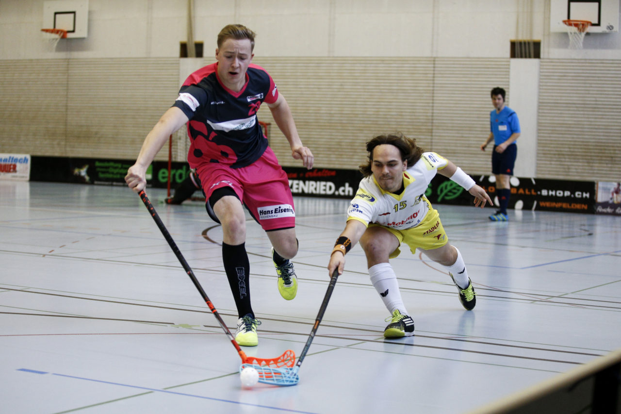 Floorball Thurgau U21 - Jona Uznach Flames U21
(16.1.2018, Paul Reinhart Halle, Weinfelden)
Photos: www.unihockey-fotos.ch Claudio Thoma