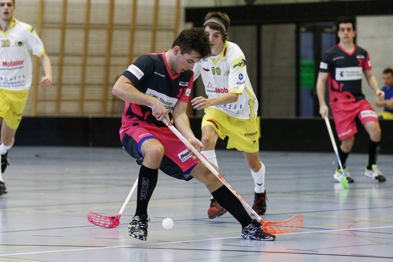 Floorball Thurgau U21 - Jona Uznach Flames U21
(16.1.2018, Paul Reinhart Halle, Weinfelden)
Photos: www.unihockey-fotos.ch Claudio Thoma