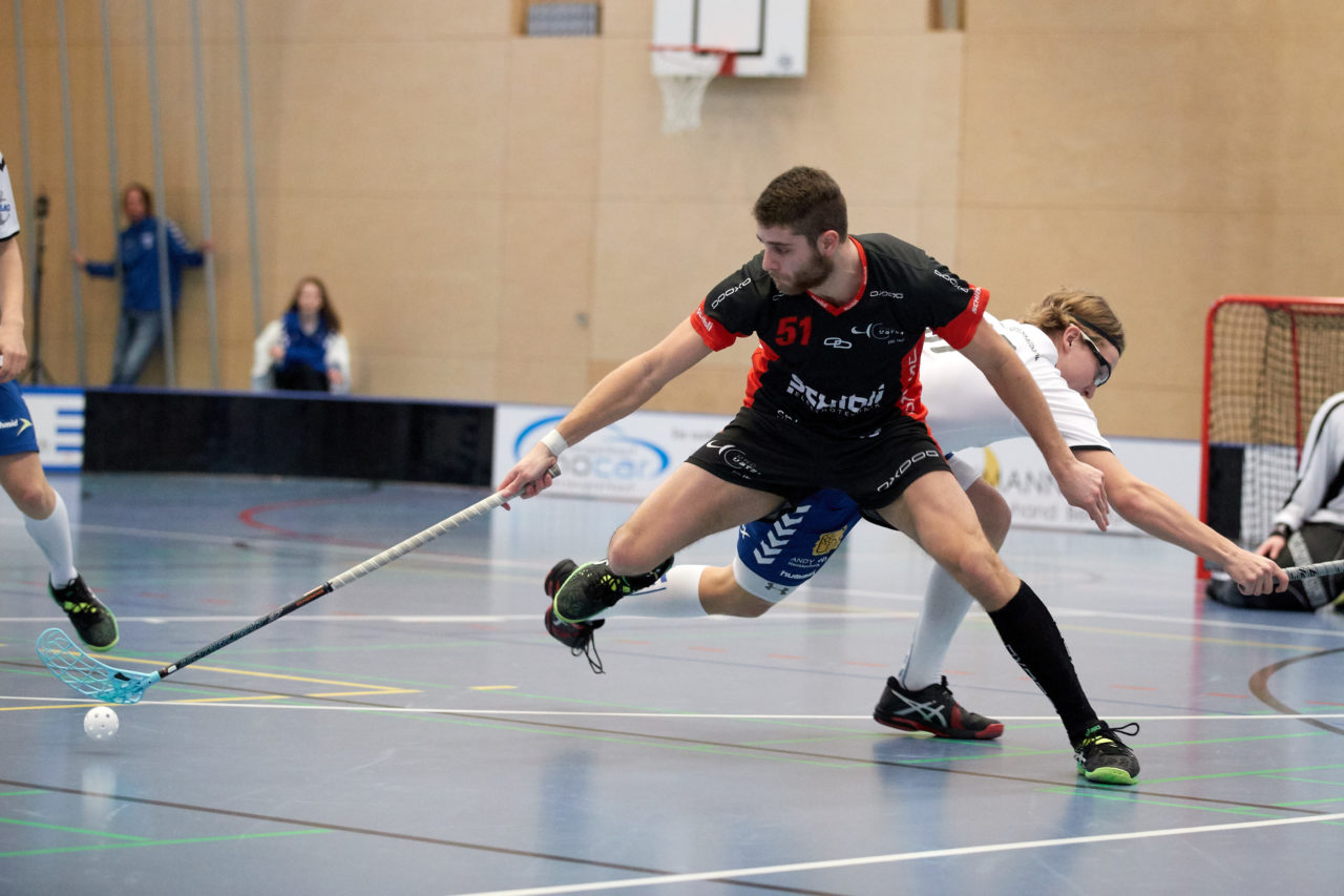 Junioren U21A Zug United - UHC Uster 
Resultat 5 : 4 nach Verlängerung  am 7. Januar 2018 in der Sporthalle Hofmatt in Oberägeri 
Bild: Michael Peter