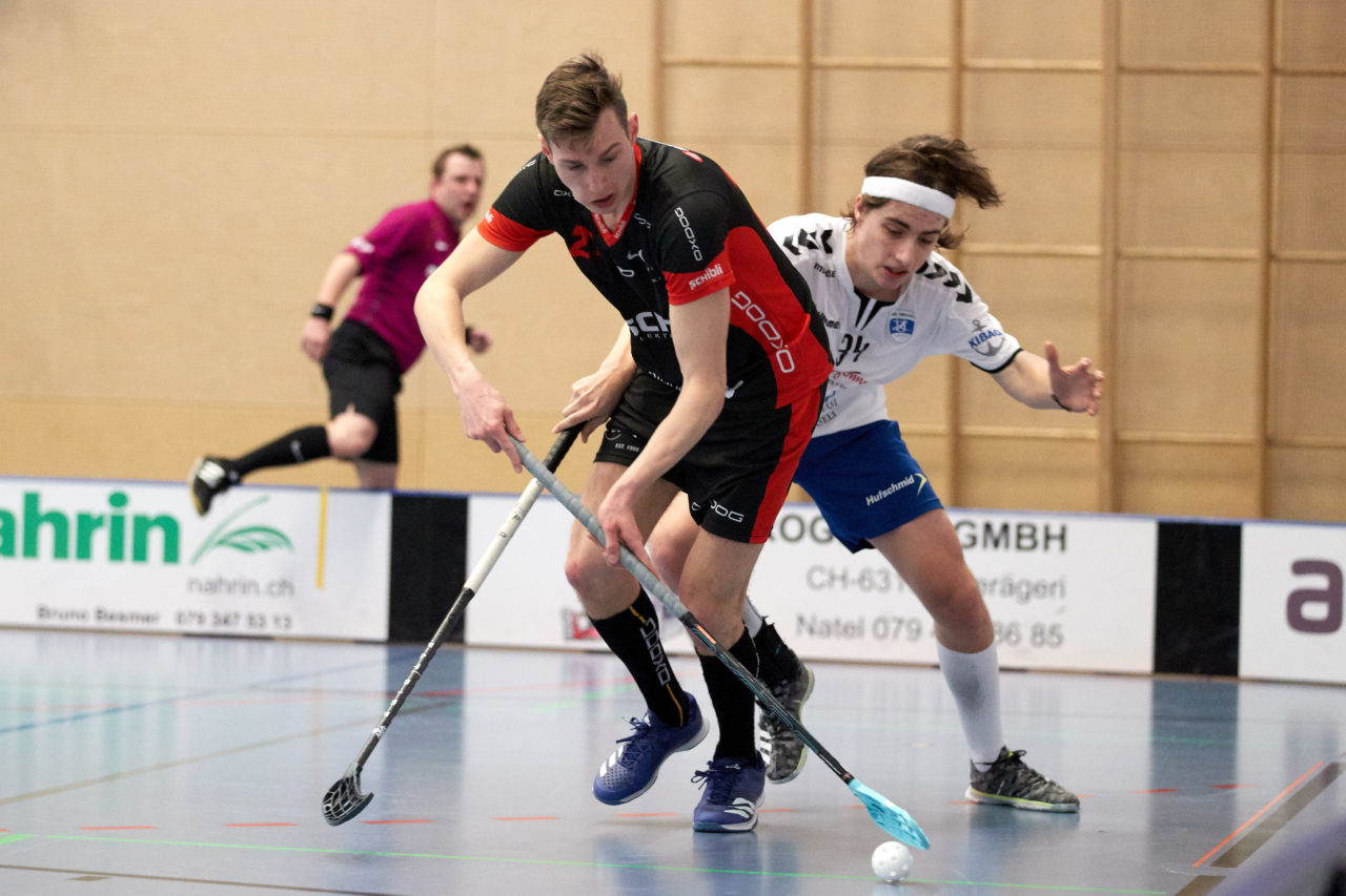 Junioren U21A Zug United - UHC Uster 
Resultat 5 : 4 nach Verlängerung  am 7. Januar 2018 in der Sporthalle Hofmatt in Oberägeri 
Bild: Michael Peter