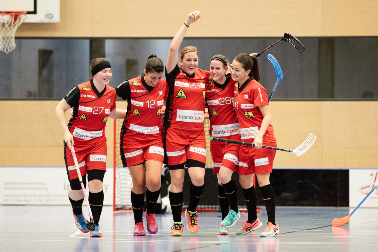 UHC Zugerland - Red Ants Rychenberg Winterthur 
Resultat 3 : 7 am 7. Januar 2018 in der Sporthalle  Hofmatt in Oberägeri 
Bild: Michael Peter