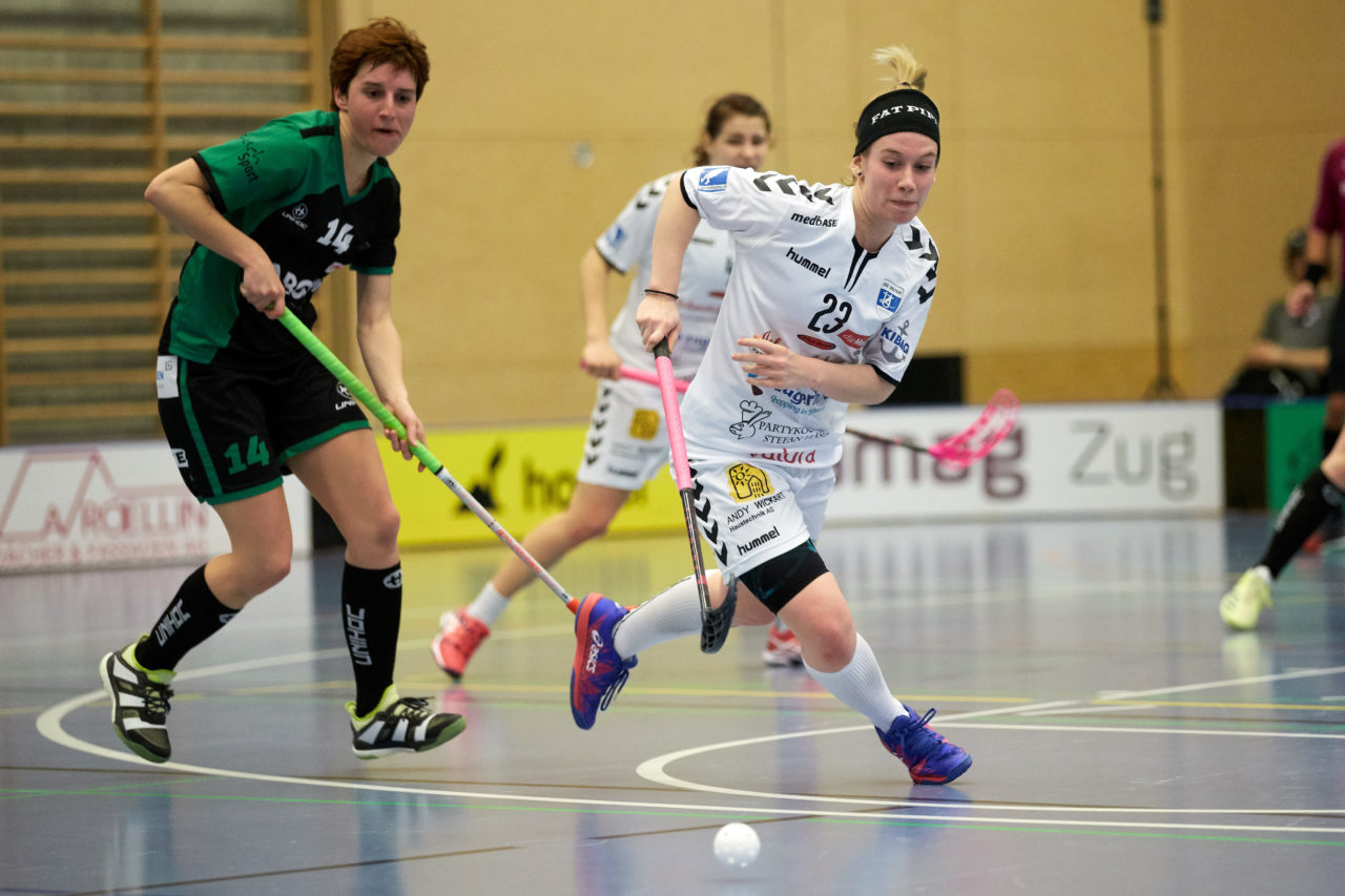 Zug United Damen NLA 
Zug United - UHC Waldkirch St Gallen 
Resultat 3 :4 nach Verlängerung am 17. Februar 2018 in der Sporthalle  Hofmatt in Oberägeri 
Bild: Michael Peter
