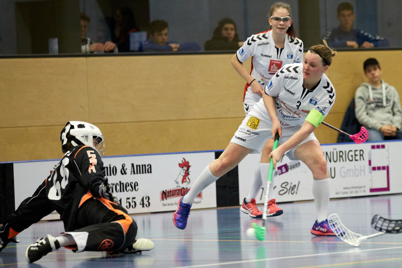 Zug United Damen NLA 
Zug United - UHC Waldkirch St Gallen 
Resultat 3 :4 nach Verlängerung am 17. Februar 2018 in der Sporthalle  Hofmatt in Oberägeri 
Bild: Michael Peter
