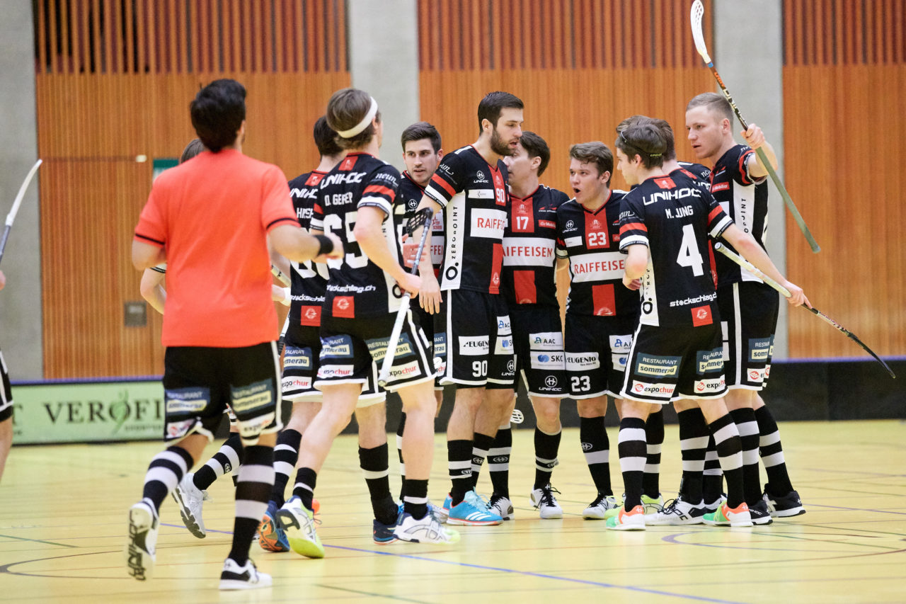 Zug United Herren NLA
Zug United - Chur Unihockey
Resultat 11 : 8 am 18. Februar 2018 in der Sporthalle in Zug 
Bild: Michael Peter