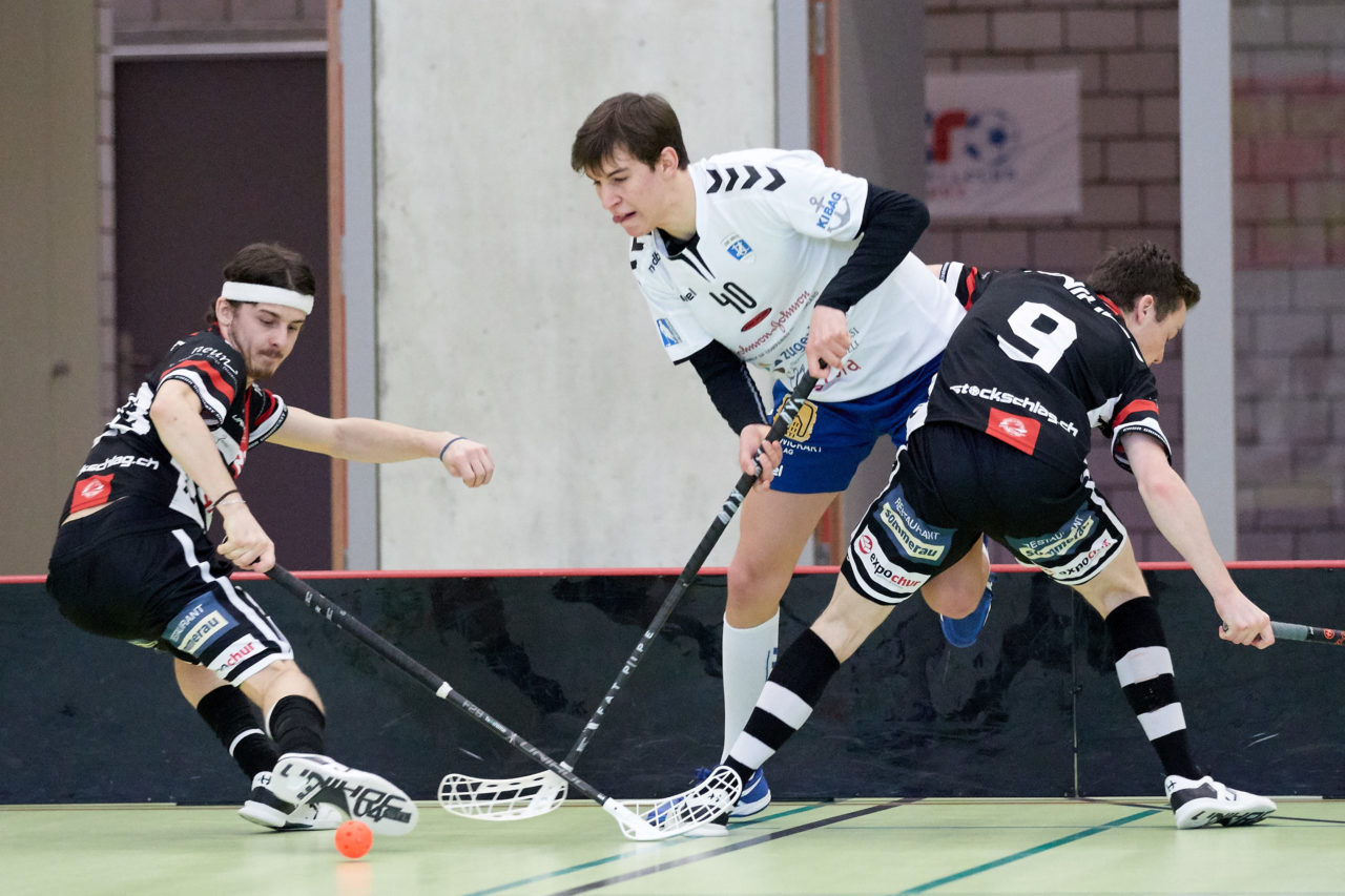 Junioren U21A Zug United - Chur Unihockey 
Resultat 11 : 3 am 10. Februar 2018 in der Sporthalle Dorfmatt in Rotkreuz 
Bild: Michael Peter
