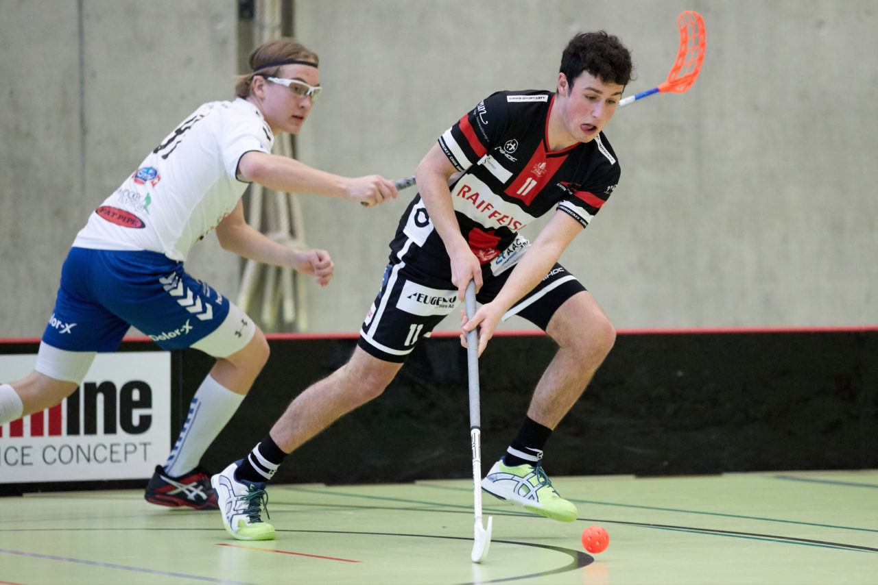Junioren U21A Zug United - Chur Unihockey 
Resultat 11 : 3 am 10. Februar 2018 in der Sporthalle Dorfmatt in Rotkreuz 
Bild: Michael Peter