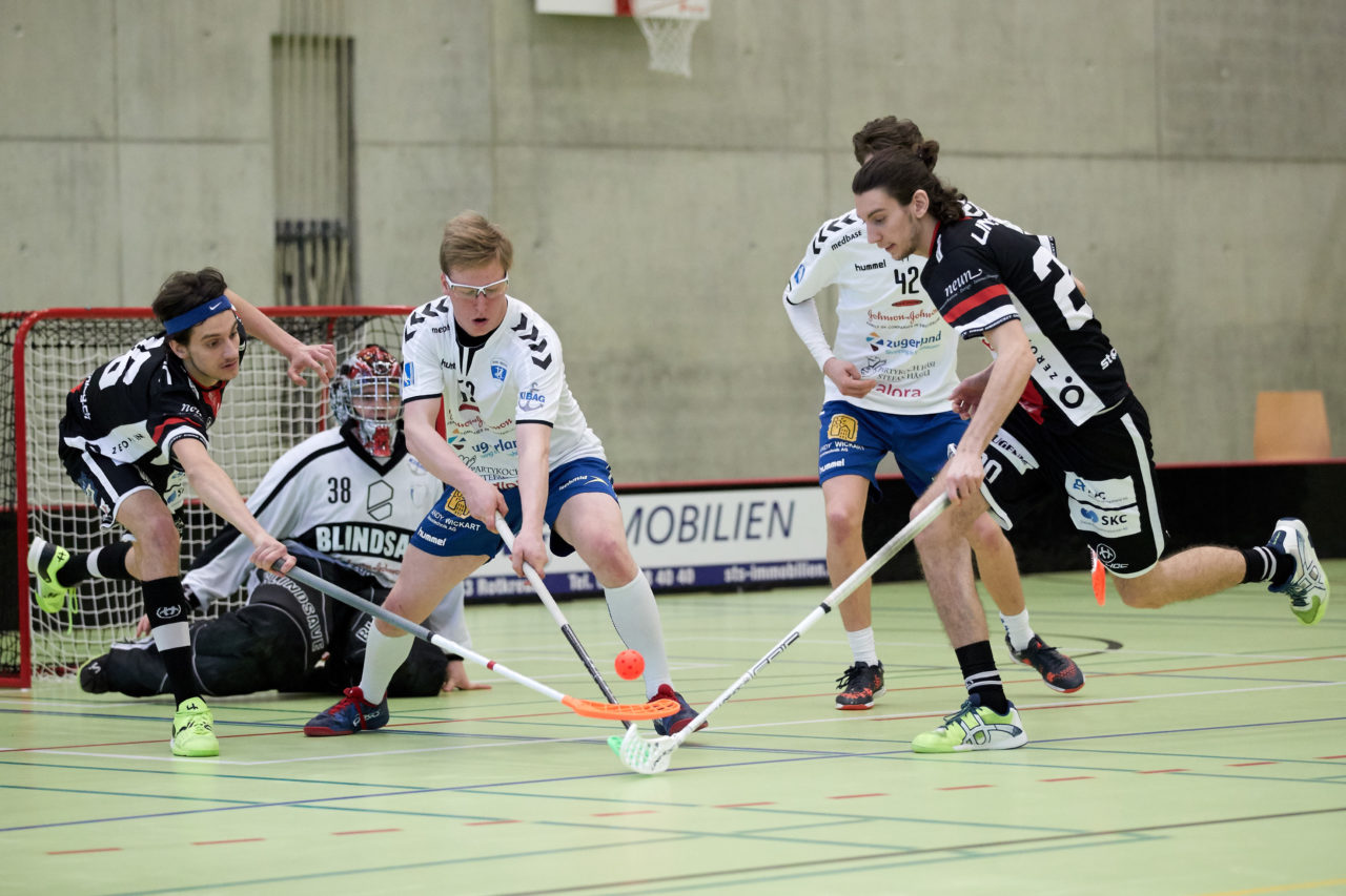 Junioren U21A Zug United - Chur Unihockey 
Resultat 11 : 3 am 10. Februar 2018 in der Sporthalle Dorfmatt in Rotkreuz 
Bild: Michael Peter