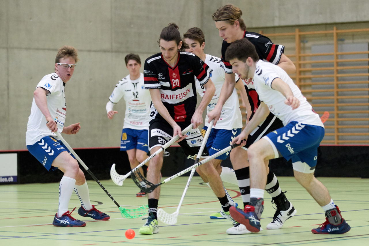 Junioren U21A Zug United - Chur Unihockey 
Resultat 11 : 3 am 10. Februar 2018 in der Sporthalle Dorfmatt in Rotkreuz 
Bild: Michael Peter