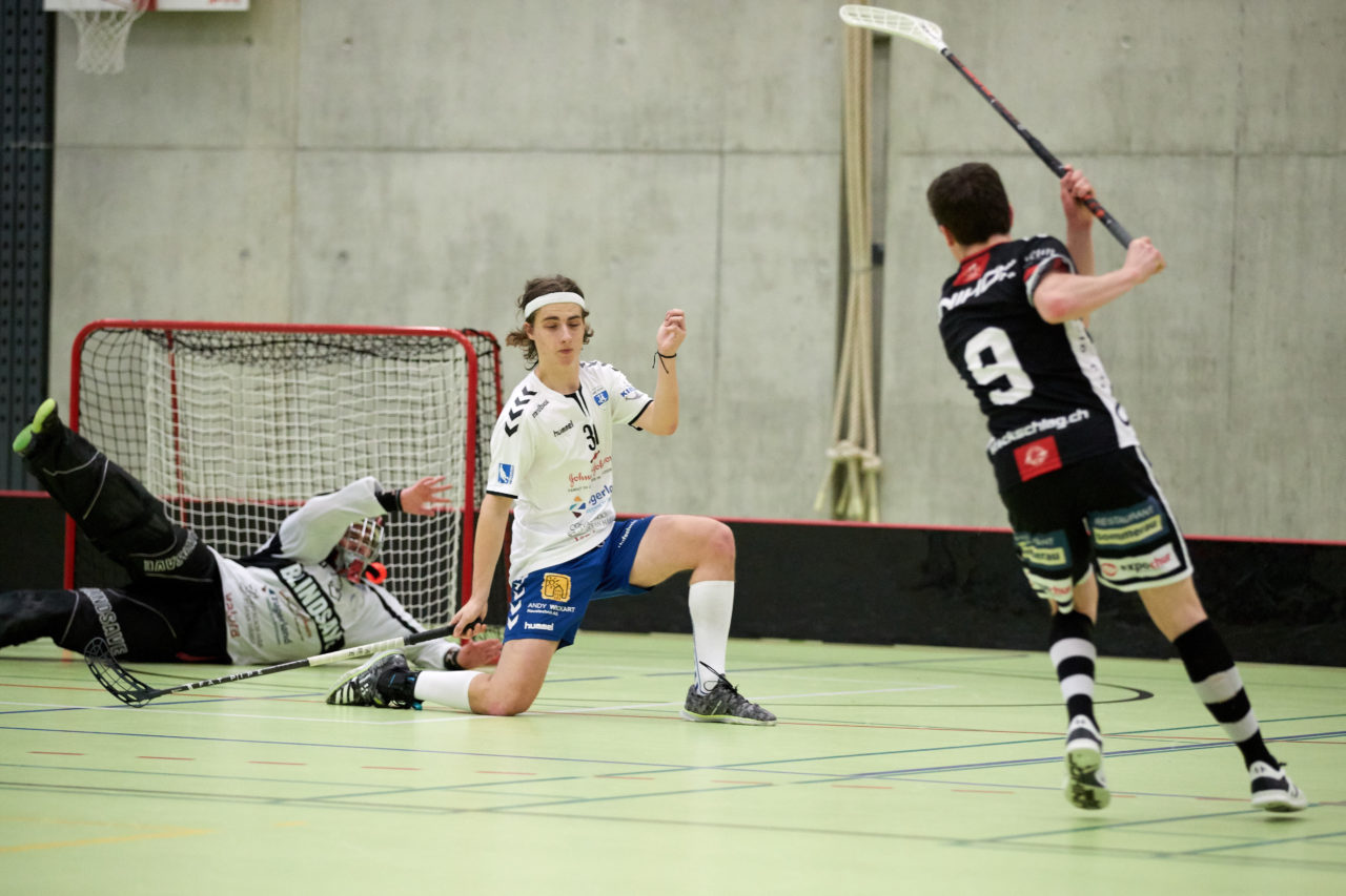 Junioren U21A Zug United - Chur Unihockey 
Resultat 11 : 3 am 10. Februar 2018 in der Sporthalle Dorfmatt in Rotkreuz 
Bild: Michael Peter