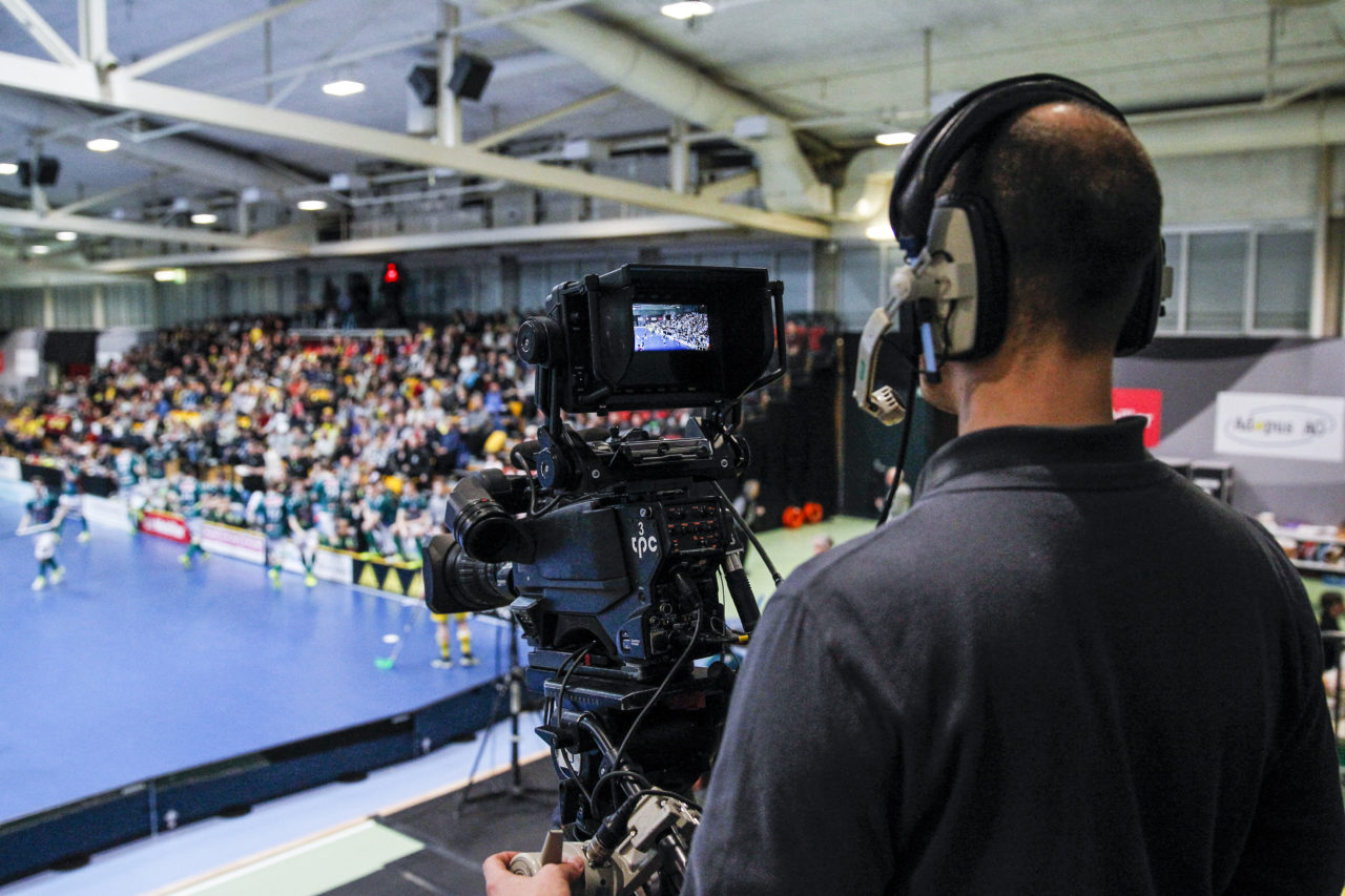 Das SRF uebertraegt live.

(HC Rychenberg Winterthur - SV Wiler-Ersigen; Playoff Spiel 1; 17.3.2018; Eulachhallen; Winterthur)
Photos: www.unihockey-fotos.ch / Claudio Thoma