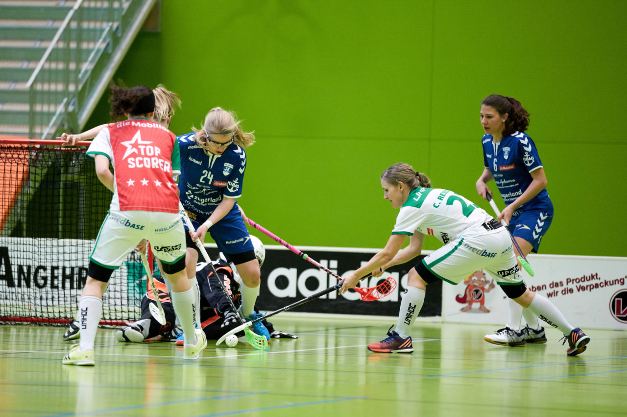 Zug United  Damen NLA
Playouts 5. Spiel 
UHC Waldkirch St.Gallen - Zug United 
Resultat 2 : 3  am 18. März 2018 in der Sporthalle Tal der Demut in St.Gallen 
Bild: Michael Peter