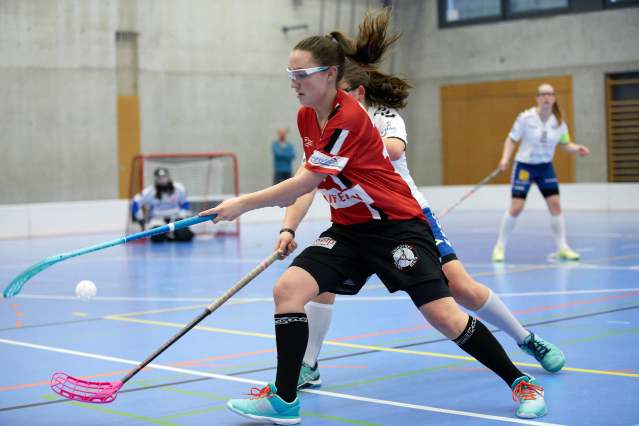 Juniorinnen U21B Aufstiegsspiele 3. Spiel Zug United -  Unihockey Basel Regio 
Resultat 4 : 6 am  18. März 2018 in der Sporthalle Schönenbühl in Unterägeri 
Bild: Michael Peter