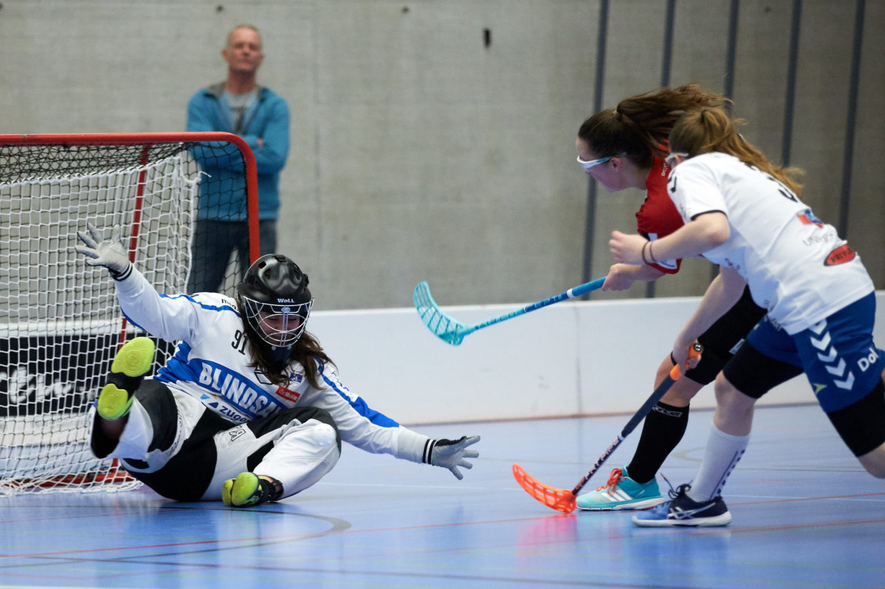 Juniorinnen U21B Aufstiegsspiele 3. Spiel Zug United -  Unihockey Basel Regio 
Resultat 4 : 6 am  18. März 2018 in der Sporthalle Schönenbühl in Unterägeri 
Bild: Michael Peter