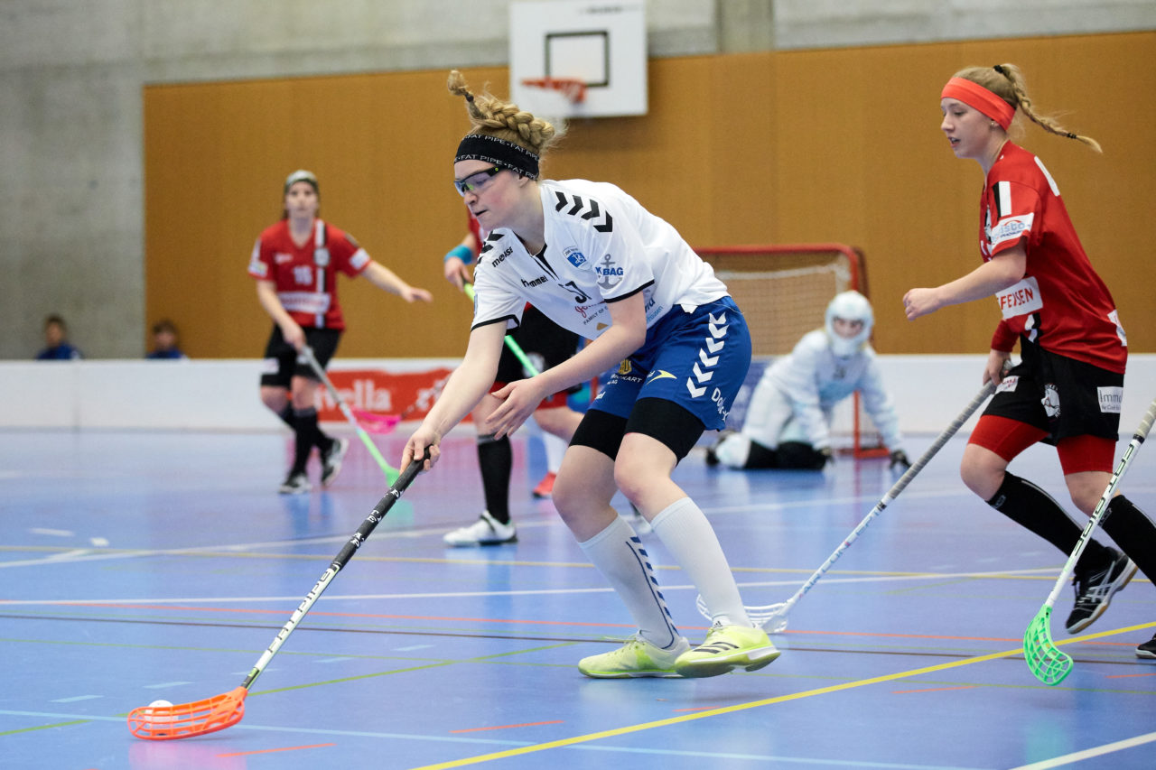 Juniorinnen U21B Aufstiegsspiele 3. Spiel Zug United -  Unihockey Basel Regio 
Resultat 4 : 6 am  18. März 2018 in der Sporthalle Schönenbühl in Unterägeri 
Bild: Michael Peter