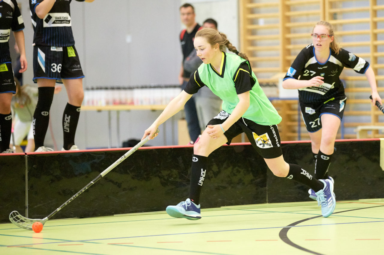 Schweizermeisterschaft 2018 der Juniorinnen B und C 
am 14. und 15. April  2018 in der Sporthalle Dorfmatt in Rotkreuz Der UHC Einhorn Hünenberg wird  in beiden Ligen Schweizermeister 
Bild: Michael Peter