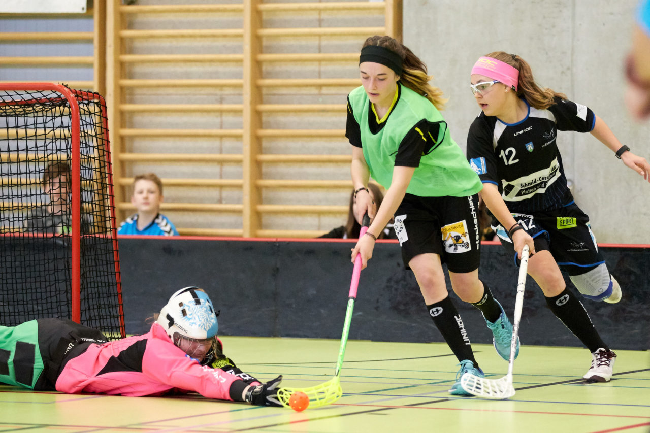 Schweizermeisterschaft 2018 der Juniorinnen B und C 
am 14. und 15. April  2018 in der Sporthalle Dorfmatt in Rotkreuz Der UHC Einhorn Hünenberg wird  in beiden Ligen Schweizermeister 
Bild: Michael Peter