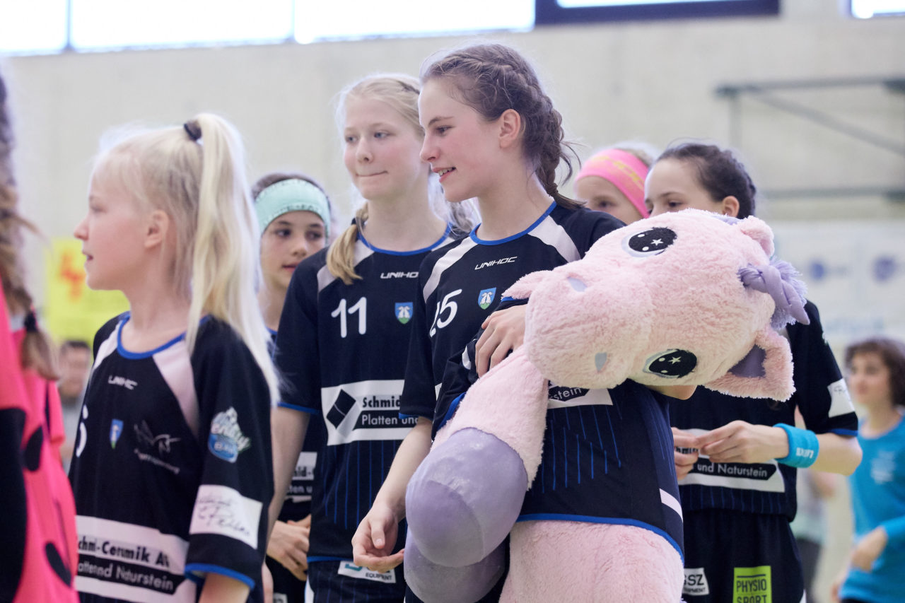 Schweizermeisterschaft 2018 der Juniorinnen B und C 
am 14. und 15. April  2018 in der Sporthalle Dorfmatt in Rotkreuz Der UHC Einhorn Hünenberg wird  in beiden Ligen Schweizermeister 
Bild: Michael Peter