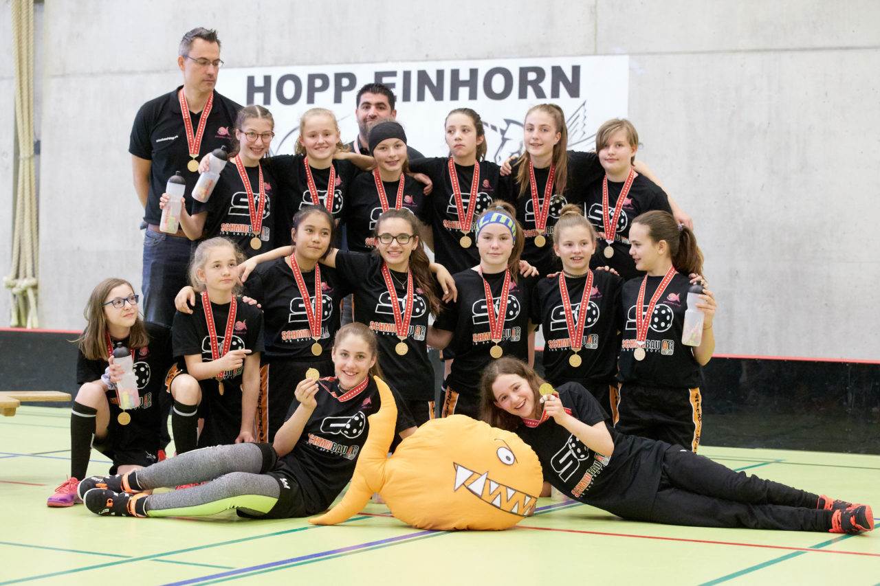 Schweizermeisterschaft 2018 der Juniorinnen B und C 
am 14. und 15. April  2018 in der Sporthalle Dorfmatt in Rotkreuz Der UHC Einhorn Hünenberg wird  in beiden Ligen Schweizermeister 
Bild: Michael Peter