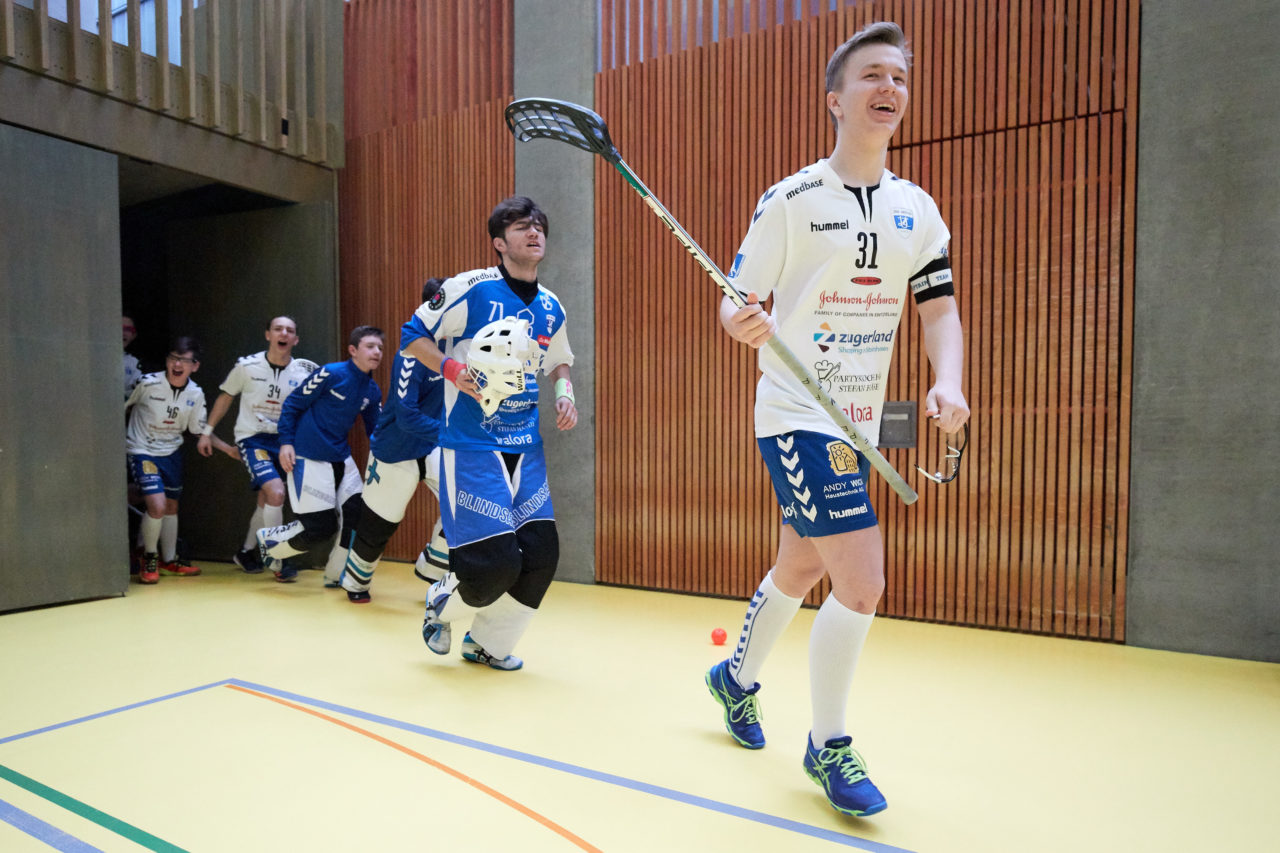 Junioren U16A 
Playoff Halbfinal 2. Spiel 
Zug United -  HC Rychenberg Winterthur 
Resultat 5 : 8 am  31. März 2018 in der Sporthalle Zug 
Bild: Michael Peter