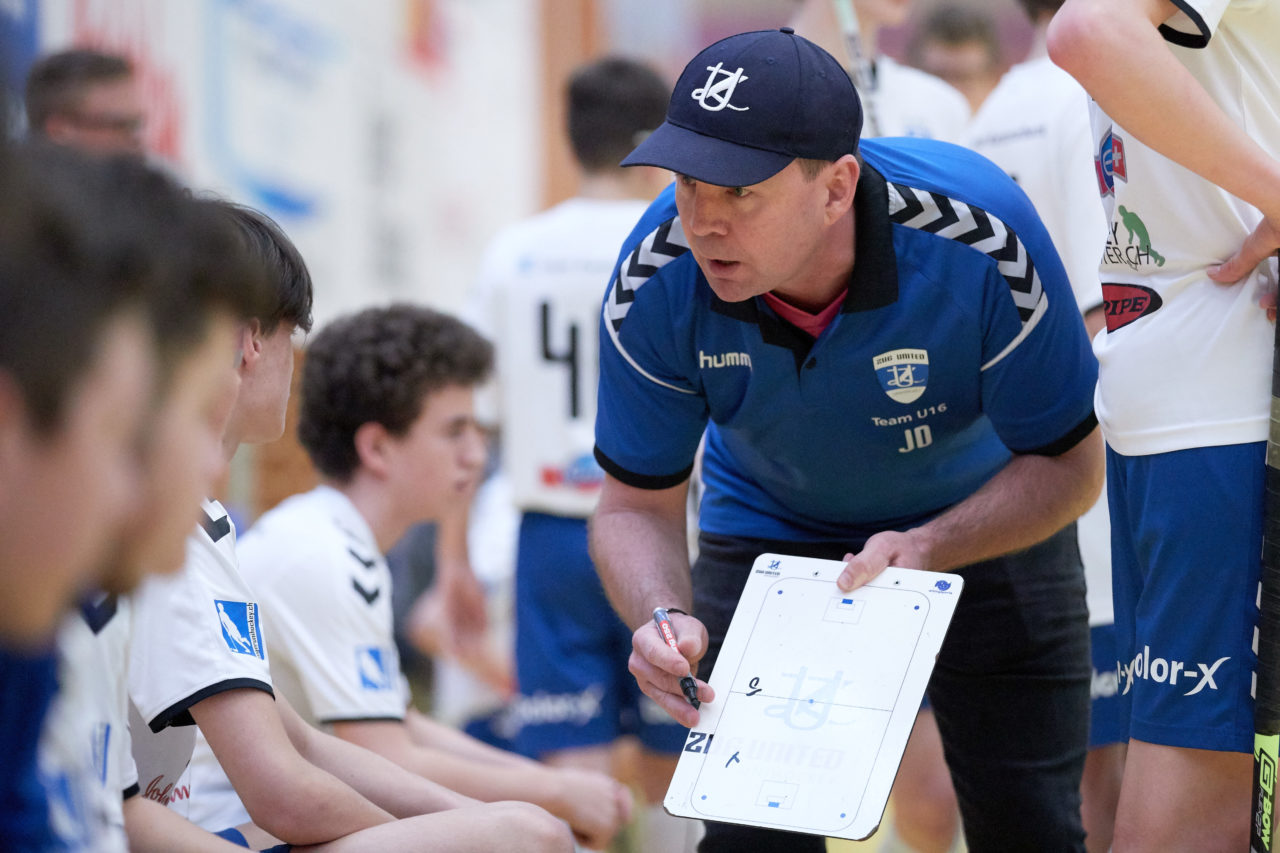 Junioren U16A 
Playoff Halbfinal 2. Spiel 
Zug United -  HC Rychenberg Winterthur 
Resultat 5 : 8 am  31. März 2018 in der Sporthalle Zug 
Bild: Michael Peter