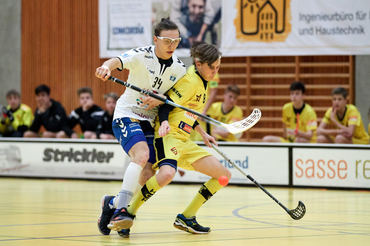 Junioren U16A 
Playoff Halbfinal 2. Spiel 
Zug United -  HC Rychenberg Winterthur 
Resultat 5 : 8 am  31. März 2018 in der Sporthalle Zug 
Bild: Michael Peter