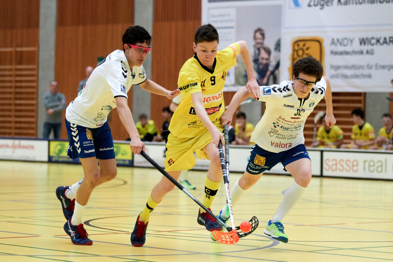 Junioren U16A 
Playoff Halbfinal 2. Spiel 
Zug United -  HC Rychenberg Winterthur 
Resultat 5 : 8 am  31. März 2018 in der Sporthalle Zug 
Bild: Michael Peter