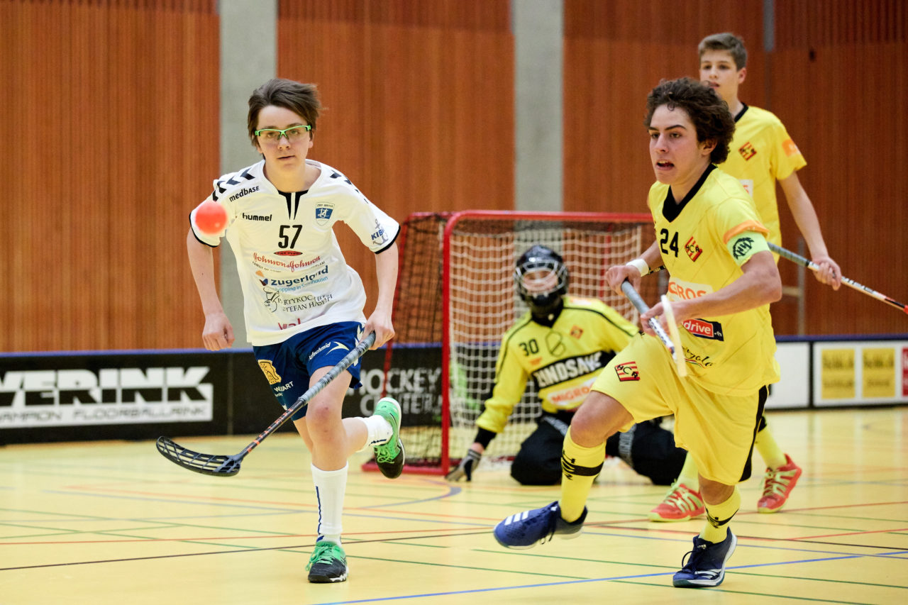 Junioren U16A 
Playoff Halbfinal 2. Spiel 
Zug United -  HC Rychenberg Winterthur 
Resultat 5 : 8 am  31. März 2018 in der Sporthalle Zug 
Bild: Michael Peter