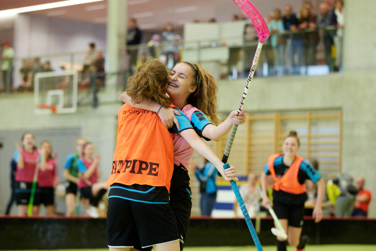 Schweizermeisterschaft 2018 der Juniorinnen B und C 
am 14. und 15. April  2018 in der Sporthalle Dorfmatt in Rotkreuz Der UHC Einhorn Hünenberg wird  in beiden Ligen Schweizermeister 
Bild: Michael Peter