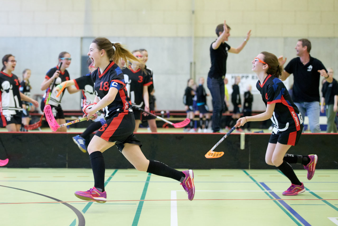 Schweizermeisterschaft 2018 der Juniorinnen B und C 
am 14. und 15. April  2018 in der Sporthalle Dorfmatt in Rotkreuz Der UHC Einhorn Hünenberg wird  in beiden Ligen Schweizermeister 
Bild: Michael Peter