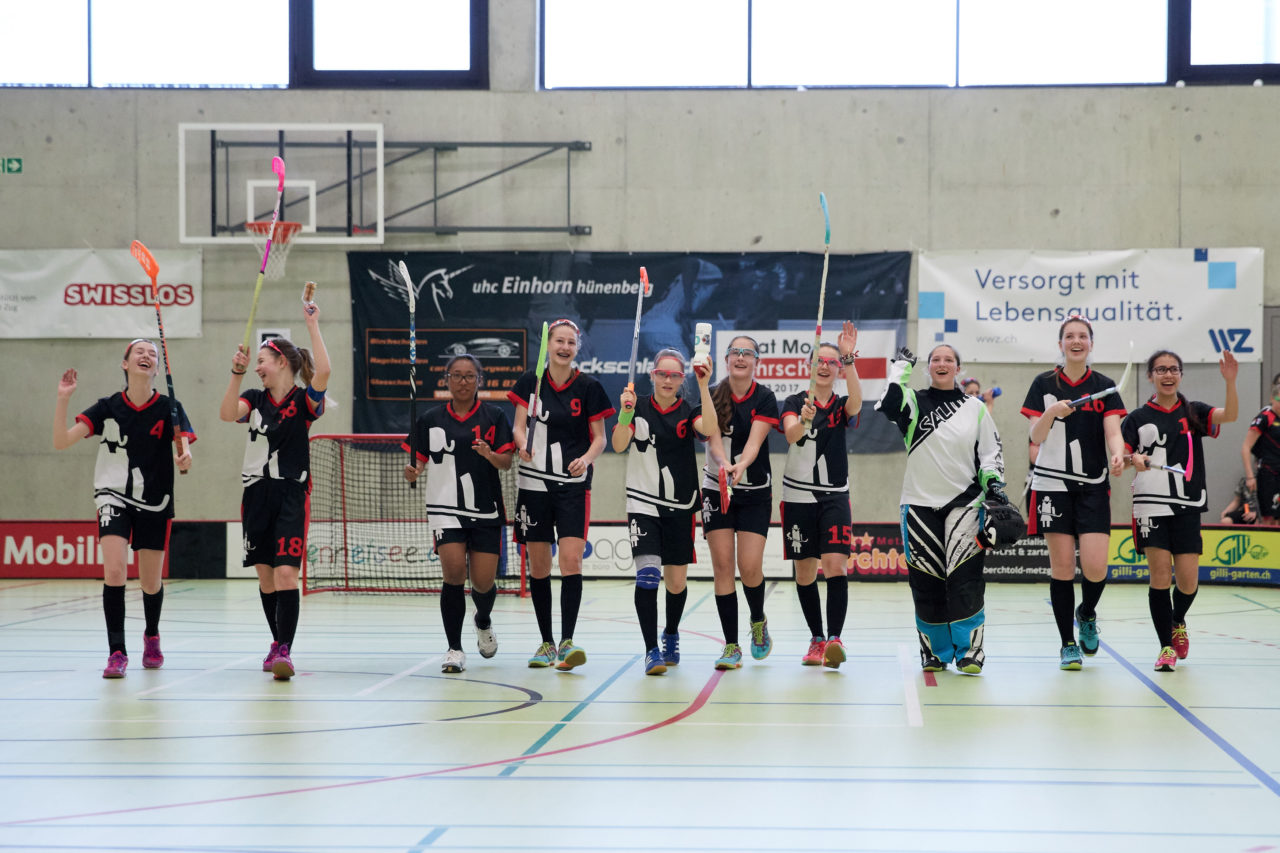 Schweizermeisterschaft 2018 der Juniorinnen B und C 
am 14. und 15. April  2018 in der Sporthalle Dorfmatt in Rotkreuz Der UHC Einhorn Hünenberg wird  in beiden Ligen Schweizermeister 
Bild: Michael Peter
